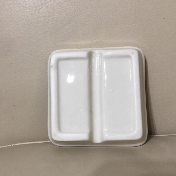 White Mr. And Mrs. Ring Tray - Picture 2 of 2